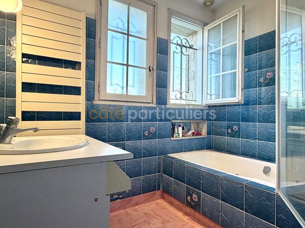 Vente Maison77 m² - 3 Pièces - VALOGNES (50700)