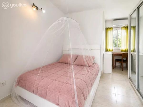Proche CHU– Villa+ Bungalow 283 m²-piscine -Jardin- Fort-de-France