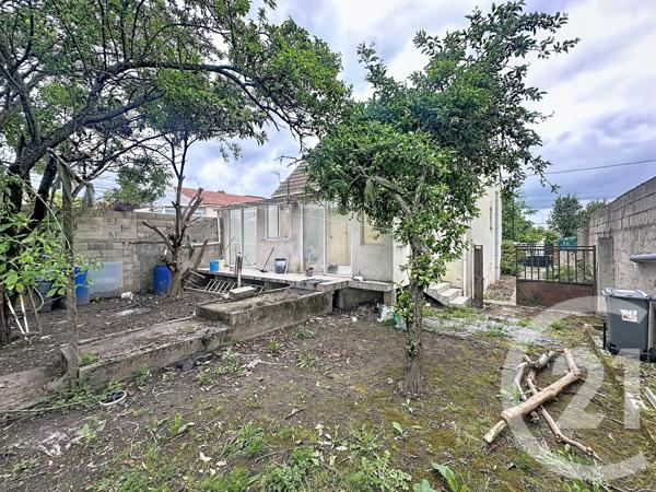 Maison à vendre  5 pièces - 89,93 m 2   GARGES LES GONESSE  - 95