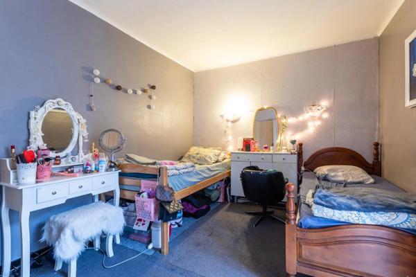 Immeuble à vendre 205m²