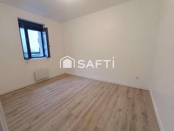 Maison entièrement rénovée avec terrasse