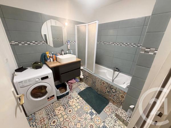 Appartement à vendre  3 pièces - 71,97 m 2   LE THILLAY  - 95