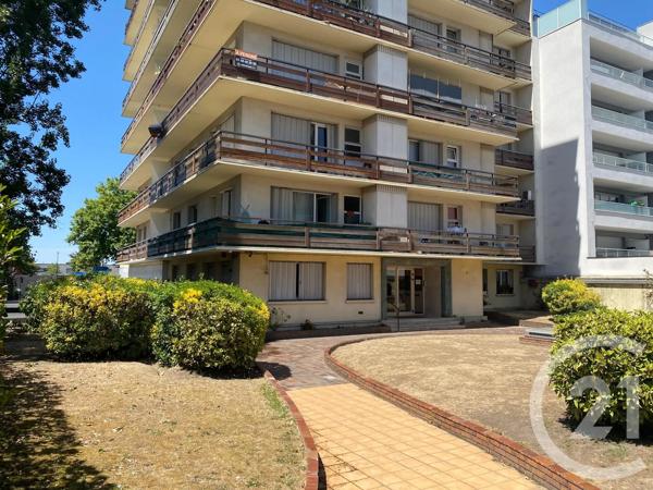 Appartement à vendre  3 pièces - 71,97 m 2   LE THILLAY  - 95