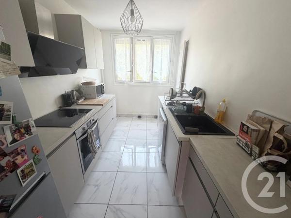 Appartement à vendre  3 pièces - 71,97 m 2   LE THILLAY  - 95