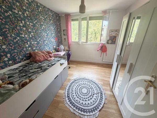 Appartement à vendre  3 pièces - 71,97 m 2   LE THILLAY  - 95