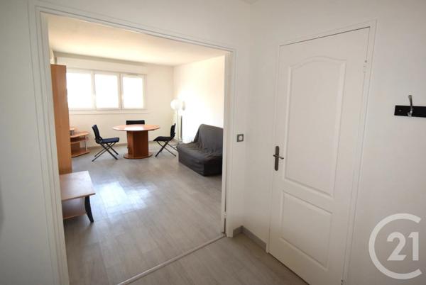Appartement F2 à vendre  2 pièces - 47,40 m 2   GARGES LES GONESSE  - 95