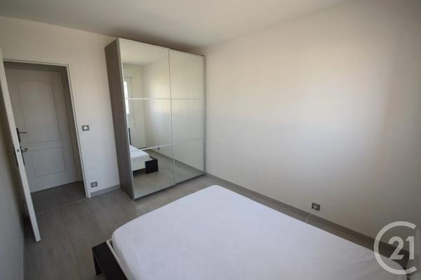 Appartement F2 à vendre  2 pièces - 47,40 m 2   GARGES LES GONESSE  - 95