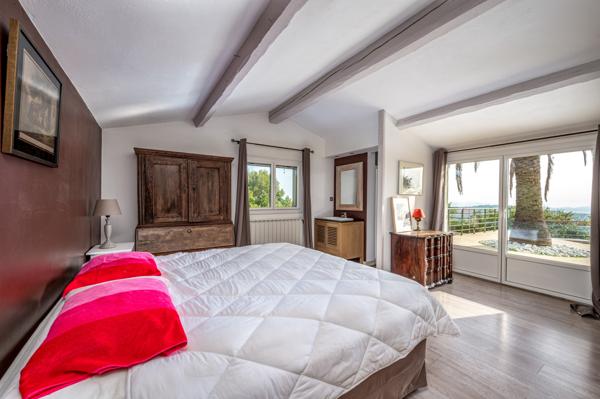 Saint-Cézaire-sur-Siagne (06530) VUE PANORAMIQUE & CHARME AUTHENTIQUE – SAINT-CÉZAIRE-SUR-SIAGNE