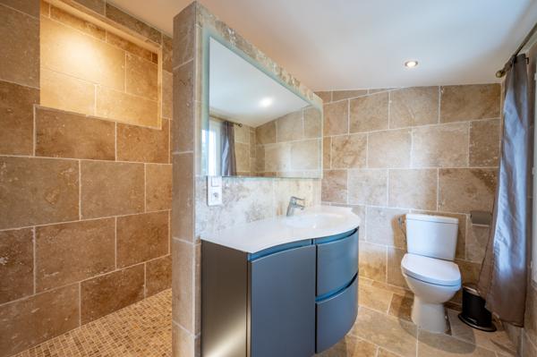 Saint-Cézaire-sur-Siagne (06530) VUE PANORAMIQUE & CHARME AUTHENTIQUE – SAINT-CÉZAIRE-SUR-SIAGNE