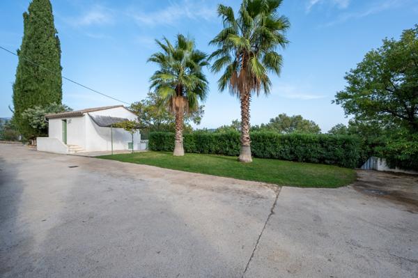 Saint-Cézaire-sur-Siagne (06530) VUE PANORAMIQUE & CHARME AUTHENTIQUE – SAINT-CÉZAIRE-SUR-SIAGNE