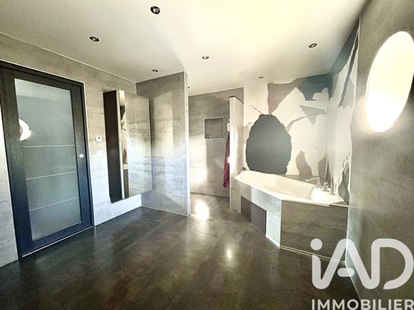 Maison à vendre 12 pièces 354 m² Coulommiers