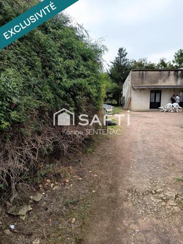 Très grand terrain et 4 chambres