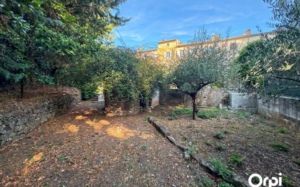 Maison à vendre    7 pièces • 197,96 m2 Le Luc