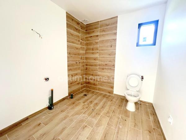 Maison neuve à vendre 5 pièces 109 m² habitables VILLEFRANCHE SUR CHER (41) sous garantie décennale, à proximité du centre ville à 10min de Romorantin et de l'axe autoroutier A85
