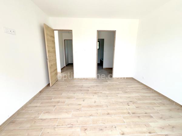 Maison neuve à vendre 5 pièces 109 m² habitables VILLEFRANCHE SUR CHER (41) sous garantie décennale, à proximité du centre ville à 10min de Romorantin et de l'axe autoroutier A85