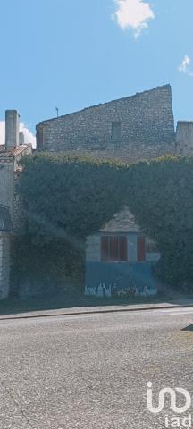 Maison de village 4 pièces de 195 m² à Saint-Christol (84390)