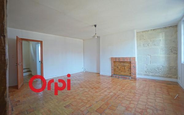 Immeuble à vendre    7 pièces •  Orbec