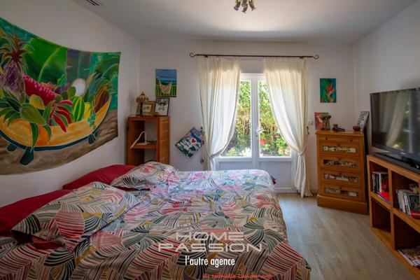 BREUILLET  MAISON FAMILIALE AU CUR D'UN ÉCRIN DE NATURE CÔTIÈRE