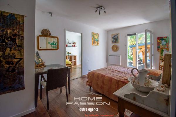 BREUILLET  MAISON FAMILIALE AU CUR D'UN ÉCRIN DE NATURE CÔTIÈRE