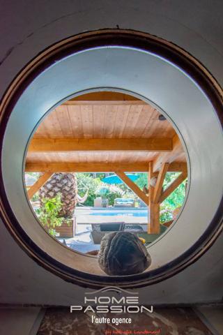 BREUILLET  MAISON FAMILIALE AU CUR D'UN ÉCRIN DE NATURE CÔTIÈRE