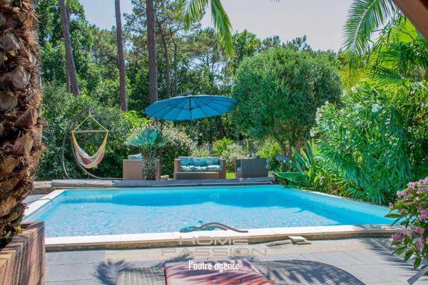 BREUILLET  MAISON FAMILIALE AU CUR D'UN ÉCRIN DE NATURE CÔTIÈRE