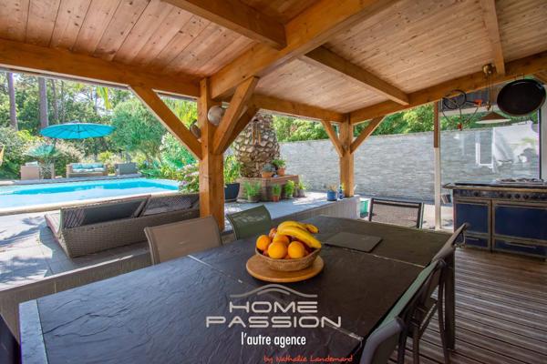 BREUILLET  MAISON FAMILIALE AU CUR D'UN ÉCRIN DE NATURE CÔTIÈRE