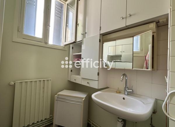 Maison
         3 pièces
        - 142 m² Exclusivité 650 000 € *