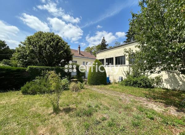 Maison
         3 pièces
        - 142 m² Exclusivité 650 000 € *