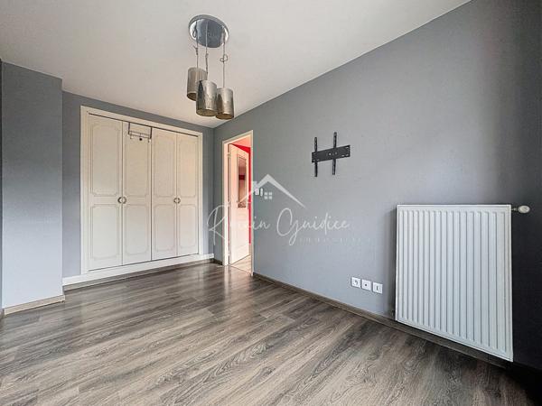 Millau (12100) APT F3 48 M2 AVEC STATIONNEMENT ET BALCON