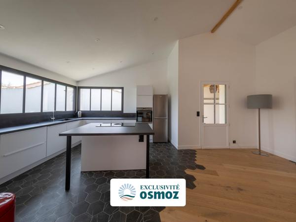 Maison récente type 4 style réthaise avec jardin et piscine