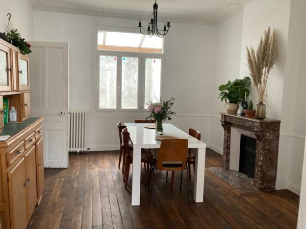 BELLE MAISON DE CARACTERE CENTRE VILLE