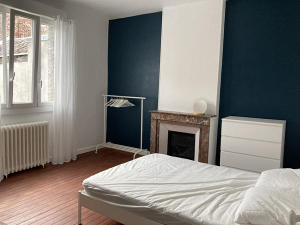 BELLE MAISON DE CARACTERE CENTRE VILLE