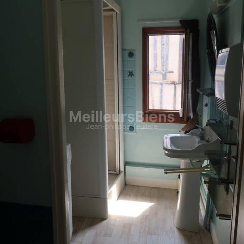 Maison de village avec terrasse