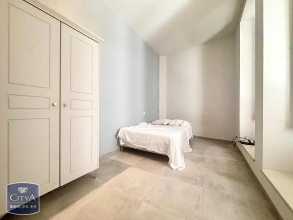 Appartement à louer 3 pièces 51m² Nîmes (30000)