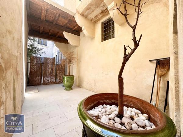 Appartement à louer 3 pièces 51m² Nîmes (30000)