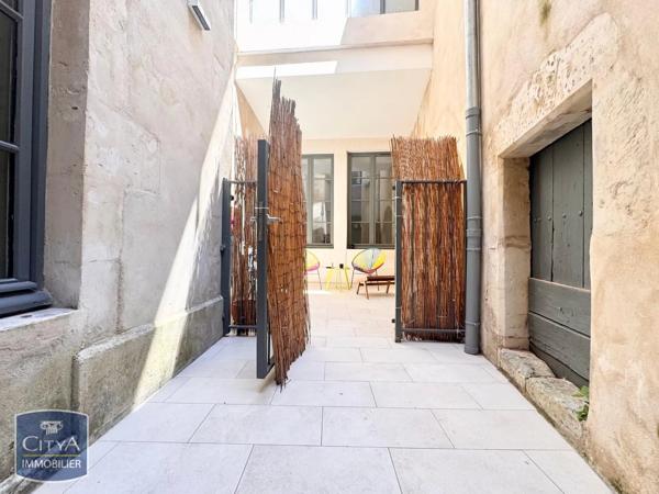 Appartement à louer 3 pièces 51m² Nîmes (30000)