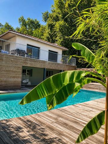 Maison à SADIRAC, 33670 - 5 pièces 219m²