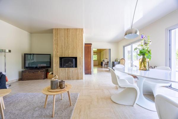 Maison à SADIRAC, 33670 - 5 pièces 219m²