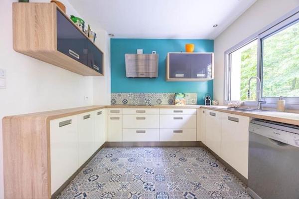 Maison à SADIRAC, 33670 - 5 pièces 219m²