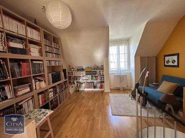 Appartement à louer 5 pièces 95m² Nevers (58000)