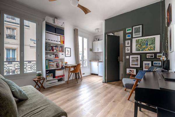 Appartement Paris 1 pièce(s) 18.31 m2