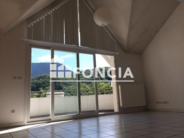 Location Appartement 3 pièces 68.27 m² - 584 AVENUE MAURICE THOREZ Vizille 38220