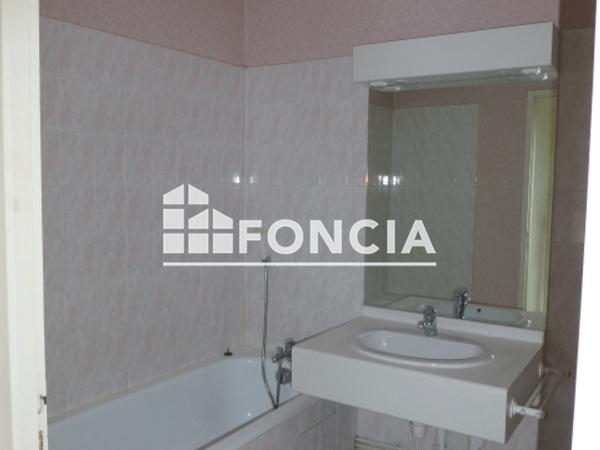 Location Appartement 3 pièces 68.27 m² - 584 AVENUE MAURICE THOREZ Vizille 38220