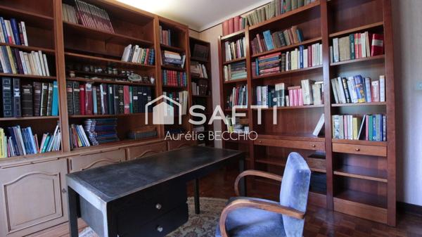 Grande maison familiale dans un écrin de verdure à Venerque