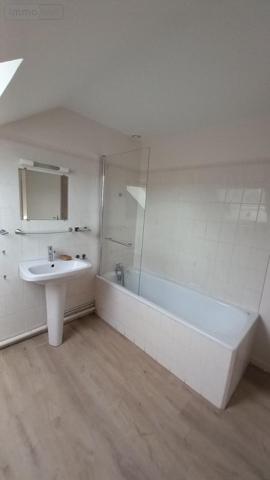 Appartement à louer à Bouchamps-lès-Craon en Mayenne (53800), ref : 53032-L328