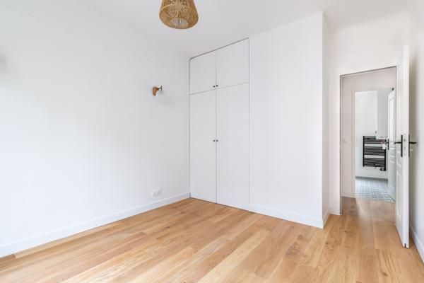Etage élevé, refait à neuf