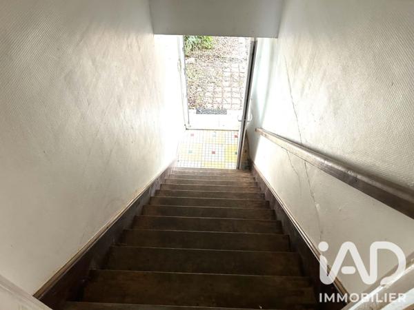Immeuble à vendre 133 m² Diou