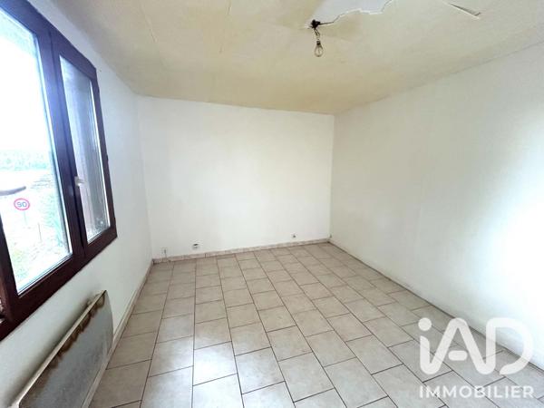 Immeuble à vendre 133 m² Diou
