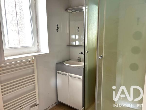 Immeuble à vendre 133 m² Diou