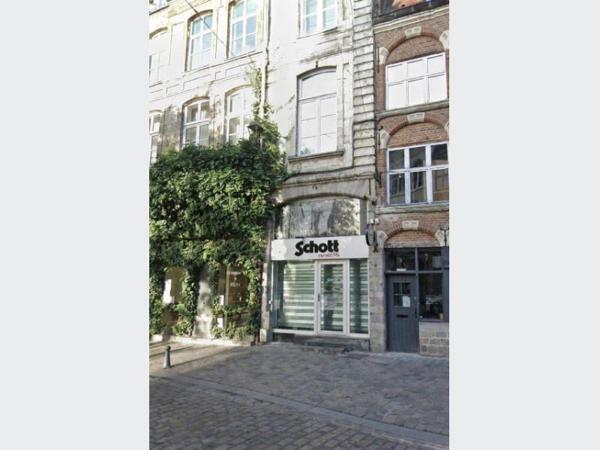 Commerce à Louer à LILLE 4070 €